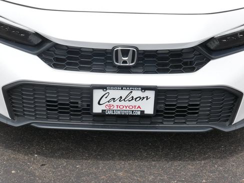 Used 2025 Honda Civic Sport image 9