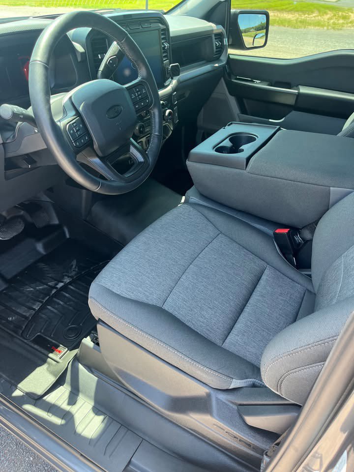 Used 2024 Ford F150 XL RWD image 8