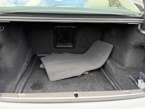 Used 2022 BMW 750i xDrive w/ Luxury Rear Seating Package image 18