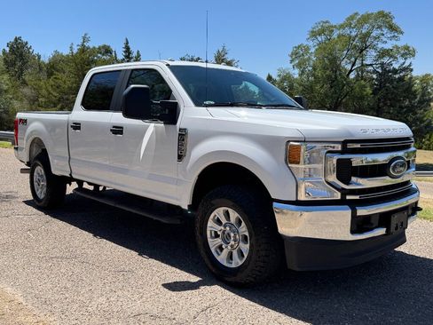 Used 2021 Ford F250 XL w/ STX Appearance Package AWD/4WD image 3