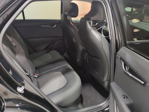 Certified 2023 Kia Niro LX FWD image 11