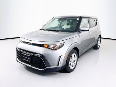 Used 2023 Kia Soul LX