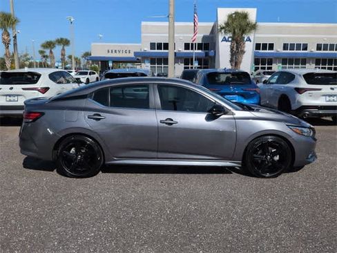 Used 2023 Nissan Sentra SR w/ Trunk Package image 9