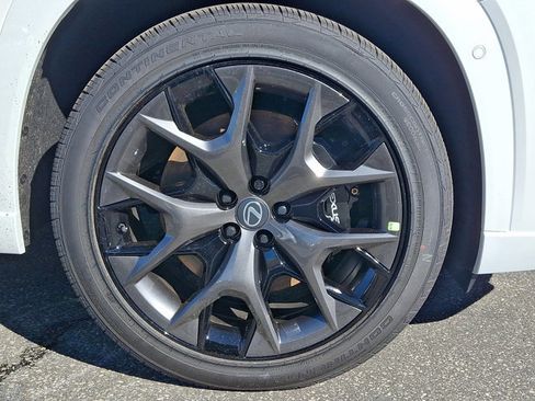 New 2026 Lexus TX 500h AWD image 5