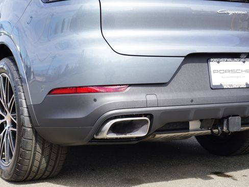 New 2026 Porsche Cayenne image 19