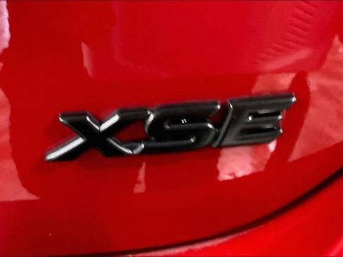Used 2020 Toyota Camry XSE w/ Blackout Package FWD image 8