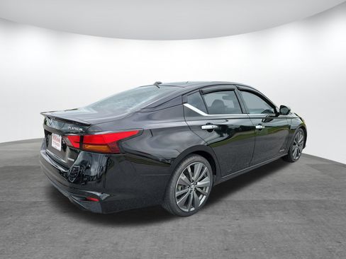 Used 2019 Nissan Altima 2.0 Edition One FWD image 5