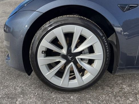 Used 2022 Tesla Model 3 image 8