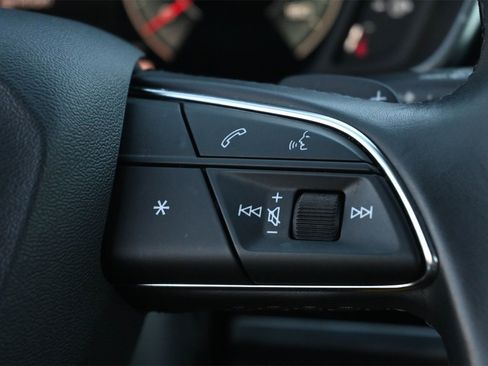 Certified 2022 Audi Q3 2.0T Premium Plus image 8