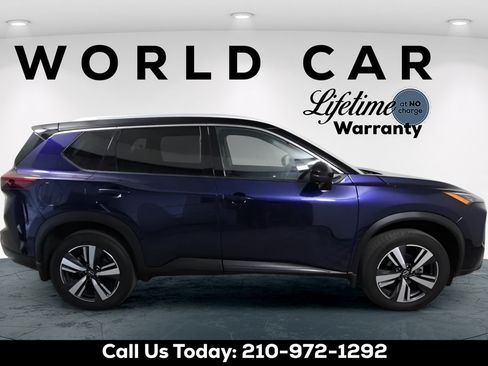 Used 2024 Nissan Rogue SL FWD image 8