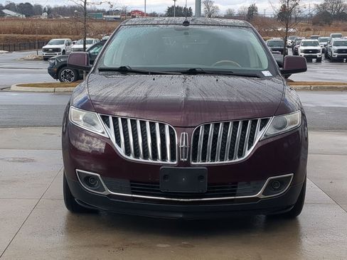 Used 2011 Lincoln MKX AWD w/ Sight & Sound Pkg image 12