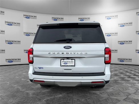 Used 2024 Ford Expedition XLT image 4