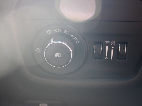 Used 2022 Jeep Grand Cherokee L Limited RWD image 46