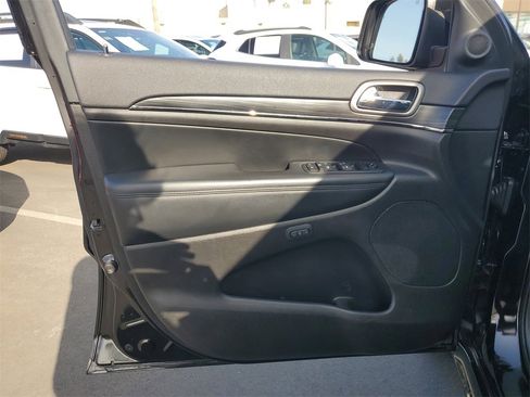 Used 2019 Jeep Grand Cherokee Limited X image 21