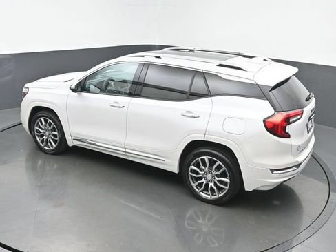 Used 2023 GMC Terrain Denali w/ Denali Premium Package AWD/4WD image 41