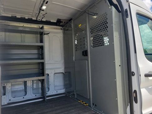 Certified 2023 Ford Transit 250 Medium Roof RWD image 17
