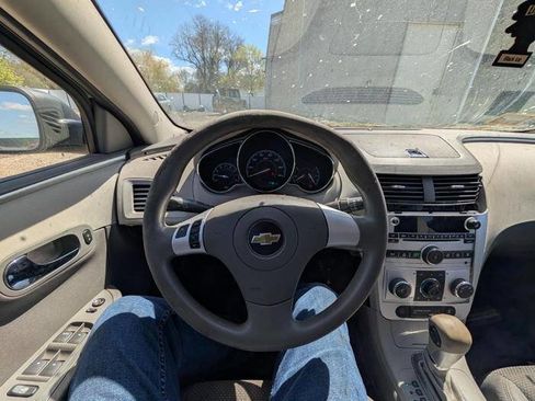 Used 2012 Chevrolet Malibu LS FWD image 32