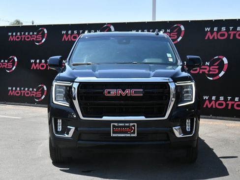 Used 2024 GMC Yukon SLE AWD/4WD image 2
