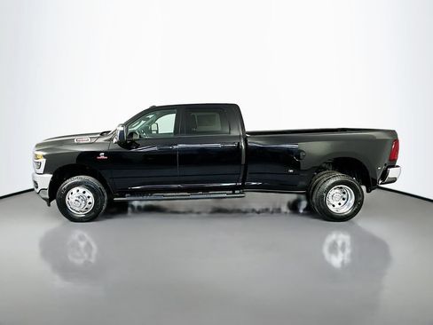 New 2026 RAM 3500 Tradesman AWD/4WD image 4