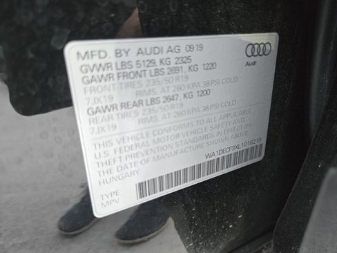 Used 2020 Audi Q3 2.0T Premium w/ Convenience Package AWD/4WD image 31
