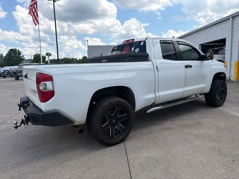 Used 2017 Toyota Tundra SR5 w/ SR5 Upgrade Package AWD/4WD image 16