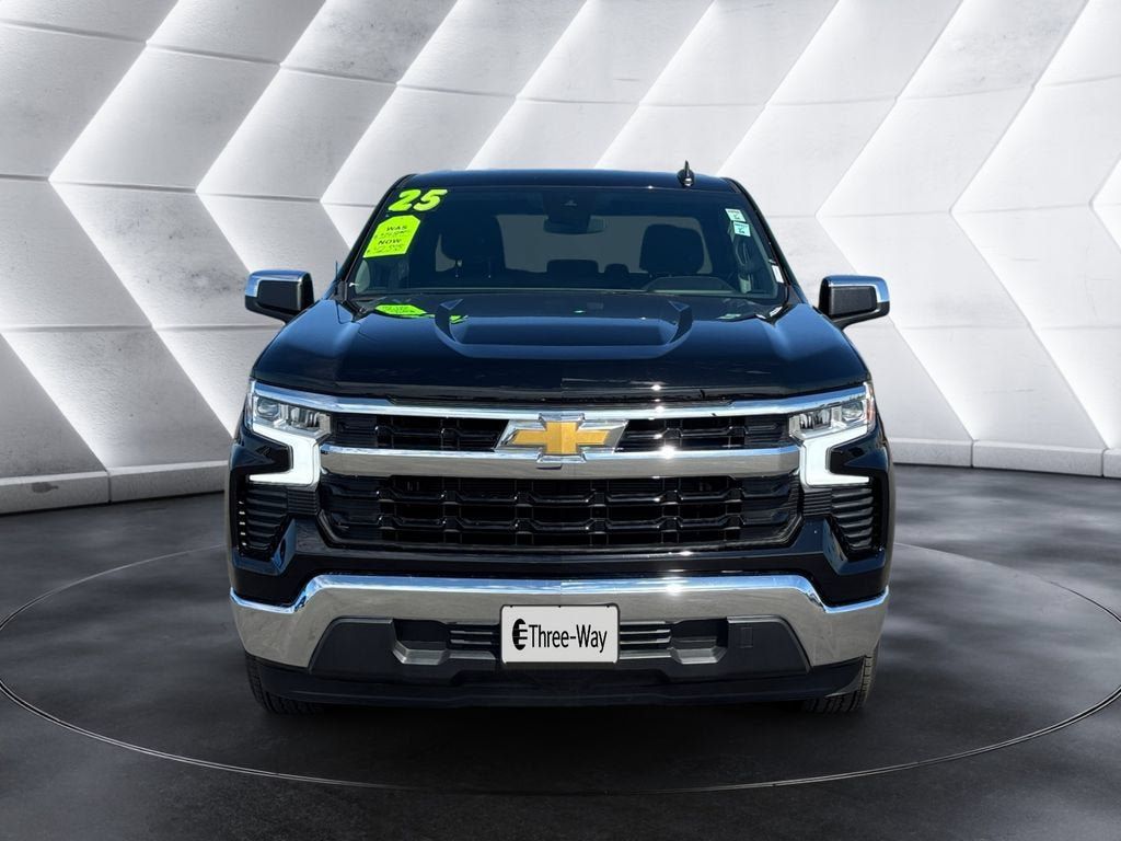 Certified 2025 Chevrolet Silverado 1500 LT RWD image 8
