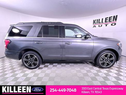 Used 2019 Ford Expedition Limited w/ Equipment Group 303A image 9