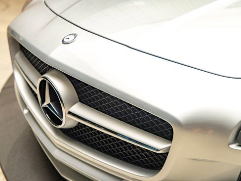 Used 2012 Mercedes-Benz SLS AMG Roadster image 26