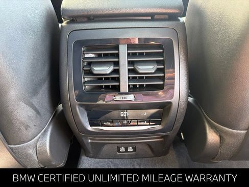 Used 2025 BMW X4 xDrive30i w/ M Sport Package AWD/4WD image 15