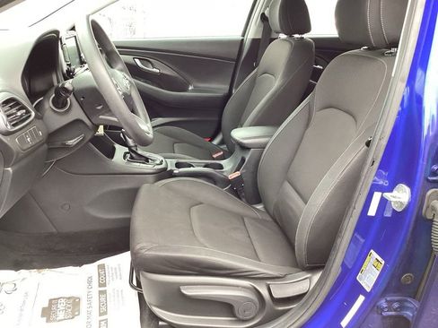 Used 2018 Hyundai Elantra GT image 12