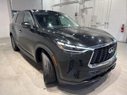 Used 2024 INFINITI QX60 Pure image 3