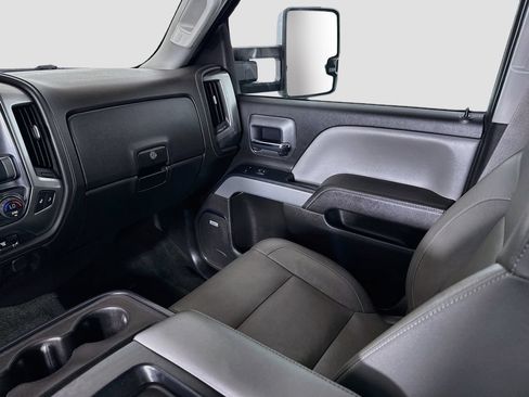 Used 2016 Chevrolet Silverado 3500 LTZ w/ Duramax Plus Package AWD/4WD image 23