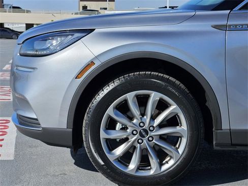 Certified 2022 Lincoln Corsair FWD w/ Premium Package image 9