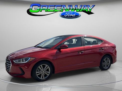 Used 2018 Hyundai Elantra SEL image 1