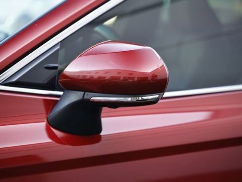 Used 2021 Toyota Camry XSE w/ Navigation Package image 10