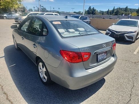 Used 2010 Hyundai Elantra SE image 3