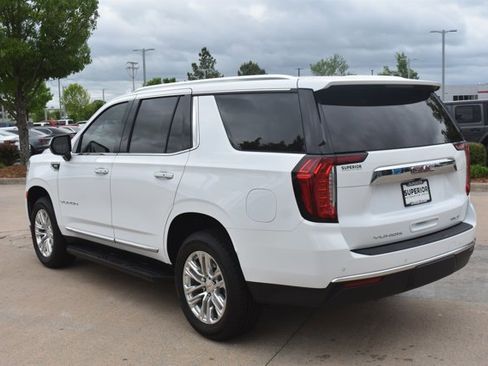 Used 2024 GMC Yukon SLT RWD image 8