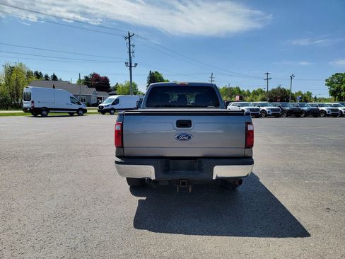Used 2011 Ford F250 XLT w/ XLT Premium Pkg AWD/4WD image 4