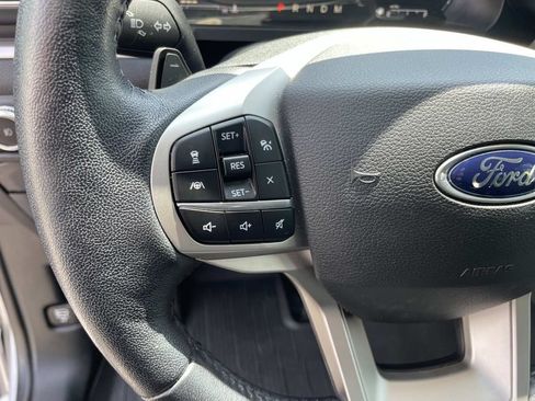 Used 2021 Ford Explorer XLT w/ Equipment Group 202A RWD image 20