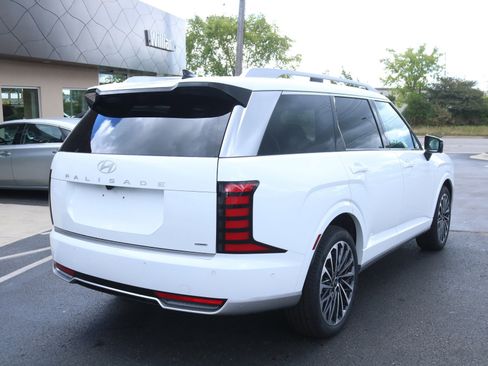 New 2026 Hyundai Palisade Calligraphy image 3