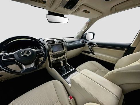 Used 2021 Lexus GX 460 Premium w/ Premium Package AWD/4WD image 24
