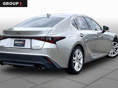 Used 2023 Lexus IS 300 w/ Comfort Package RWD image 11