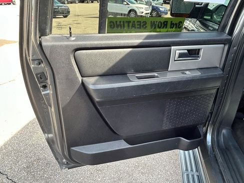 Used 2015 Ford Expedition EL XLT w/ Equipment Group 202A RWD image 14