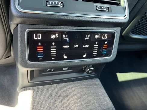 Used 2021 Audi A7 e Prestige w/ Prestige Package AWD/4WD image 17
