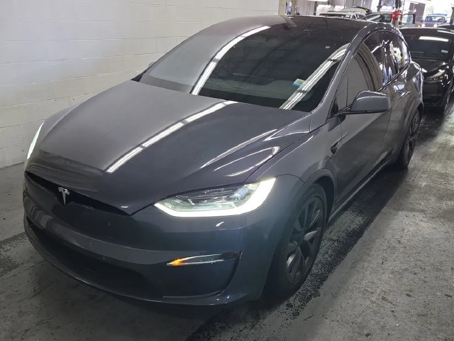 Used 2023 Tesla Model X AWD/4WD image 2