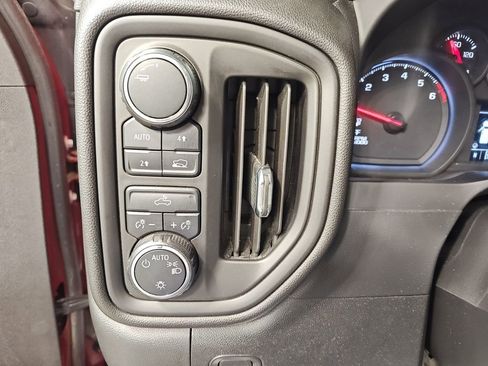 Used 2020 Chevrolet Silverado 1500 Custom w/ Custom Value Package image 25