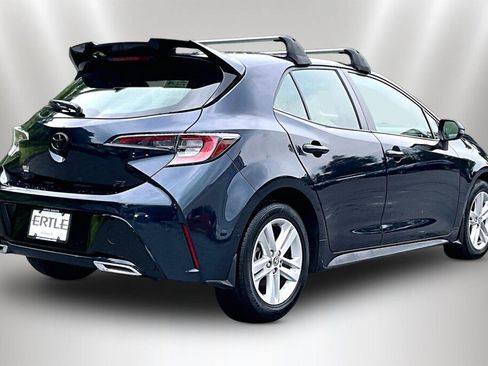 Used 2022 Toyota Corolla SE w/ SE Preferred Package FWD image 5