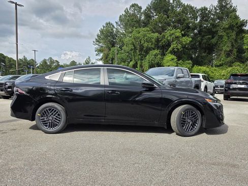 New 2026 Nissan Sentra SV FWD image 31