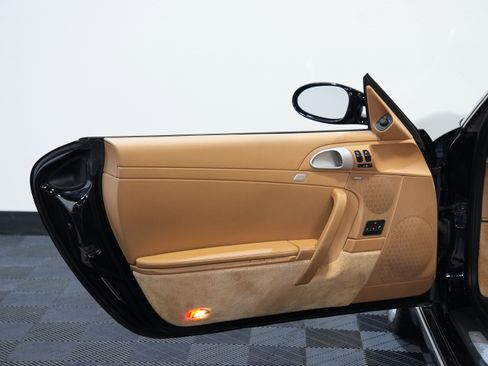 Used 2007 Porsche 911 Carrera S RWD image 23