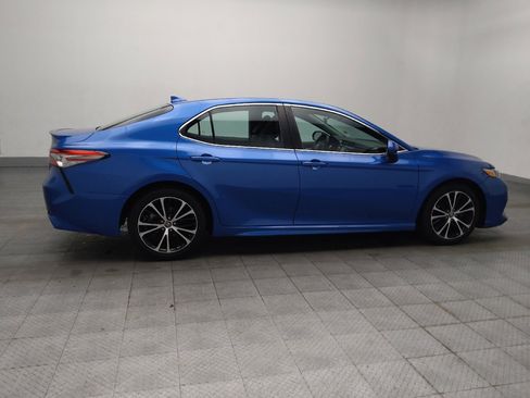 Used 2019 Toyota Camry SE FWD image 10